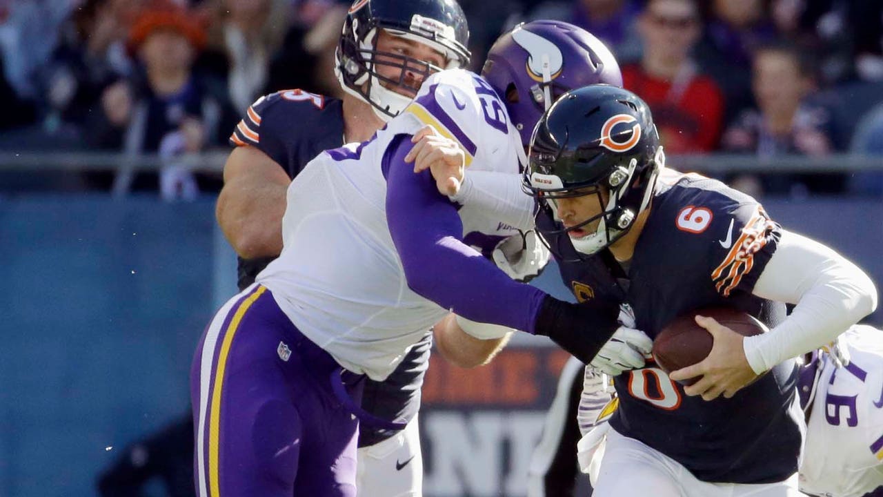 Bears' Cutler medically cleared to play vs. Vikings